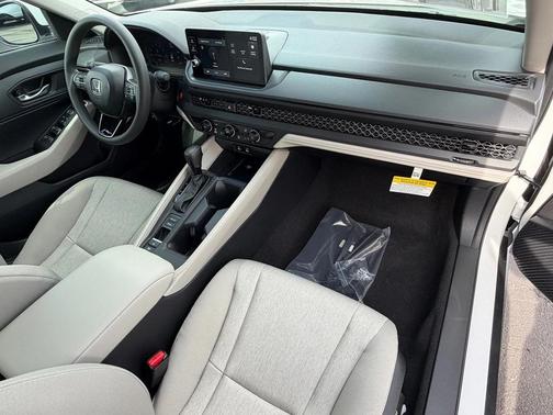 2026 Honda Accord LX 1.5T