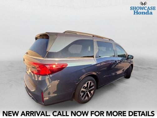 Modern Steel Metallic 2025 Honda Odyssey EX-L