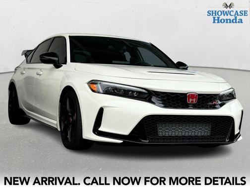 2025 Honda Civic Type R Base (M6)