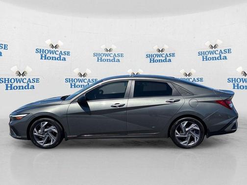 2025 Hyundai ELANTRA Sport