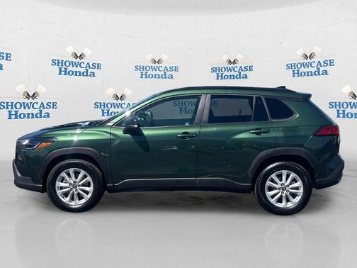 2025 Toyota Corolla Cross LE