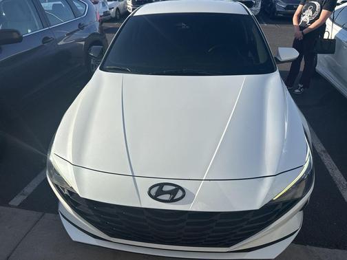 Quartz White 2021 Hyundai ELANTRA SEL
