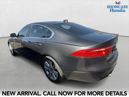 2017 Jaguar XF 35t Premium