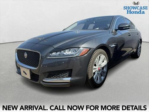 2017 Jaguar XF 35t Premium