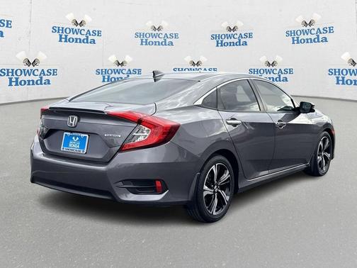 2017 Honda Civic Touring