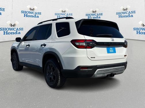 2023 Honda Pilot AWD TrailSport