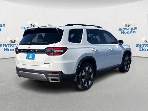 2026 Honda Pilot Touring 8-Passenger