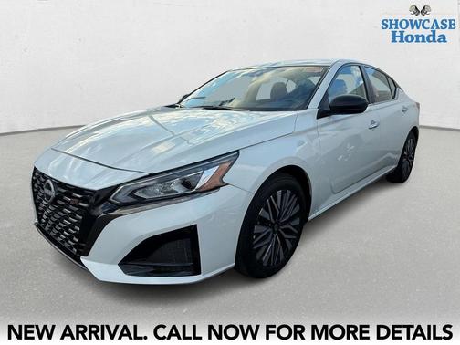 2025 Nissan Altima SV FWD