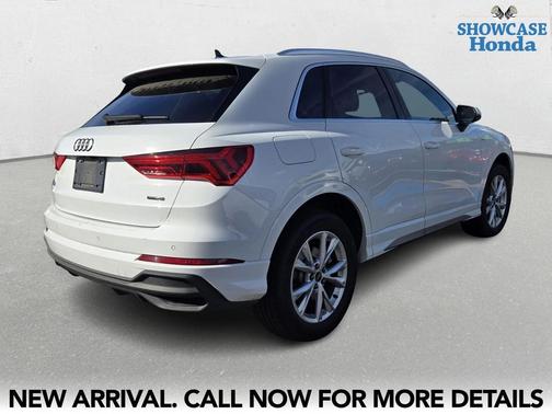 2025 Audi Q3 Premium 45 TFSI S line quattro Tiptronic