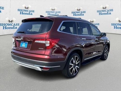 2022 Honda Pilot Touring 8-Passenger