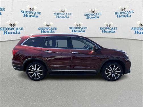 2022 Honda Pilot Touring 8-Passenger