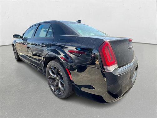 2021 Chrysler 300 S