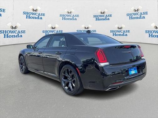 2021 Chrysler 300 S