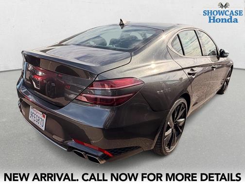 2023 Genesis G70 2.0T RWD