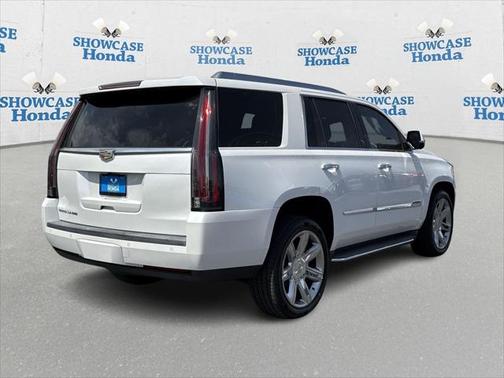 2016 Cadillac Escalade Luxury
