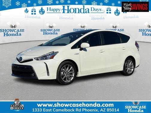 2017 Toyota Prius v Five
