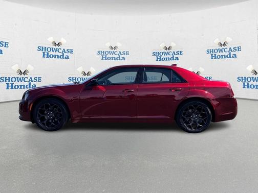 2020 Chrysler 300 Touring