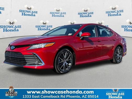 2024 Toyota Camry Hybrid XLE