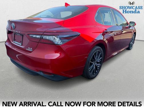 2024 Toyota Camry Hybrid XLE