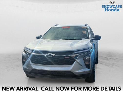 Sterling Gray Metallic 2024 Chevrolet Trax FWD 2RS