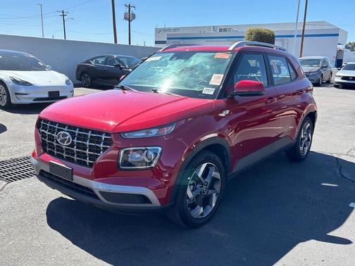 2022 Hyundai VENUE SEL