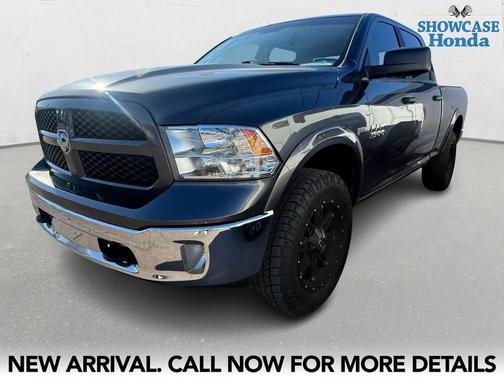 2017 RAM 1500 SLT