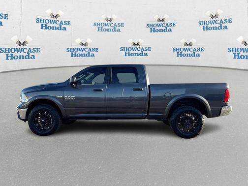 2017 RAM 1500 SLT