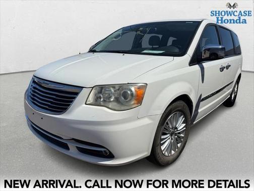 2012 Chrysler Town & Country Limited