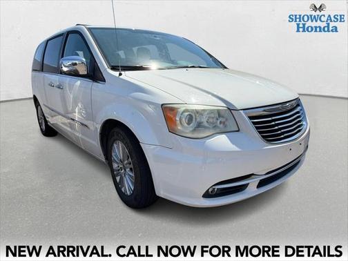 2012 Chrysler Town & Country Limited