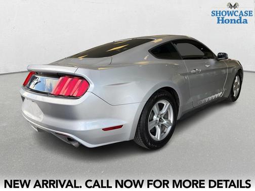 2015 Ford Mustang V6