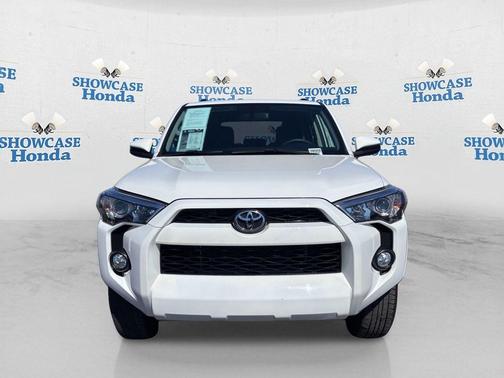 Super White 2019 Toyota 4Runner SR5