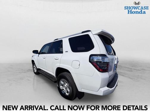 Super White 2019 Toyota 4Runner SR5