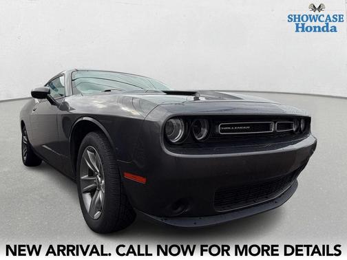 2019 Dodge Challenger SXT
