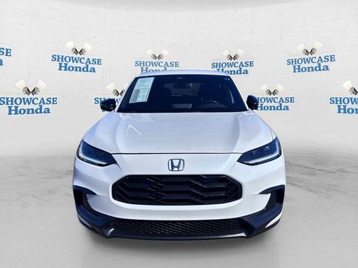 Platinum White Pearl 2025 Honda HR-V AWD Sport