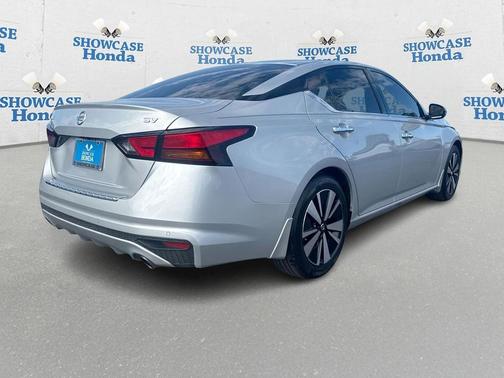 2020 Nissan Altima 2.5 SV