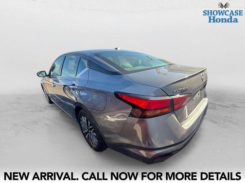 Gun Metallic 2024 Nissan Altima 2.5 SV