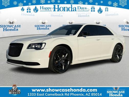 2023 Chrysler 300 Touring