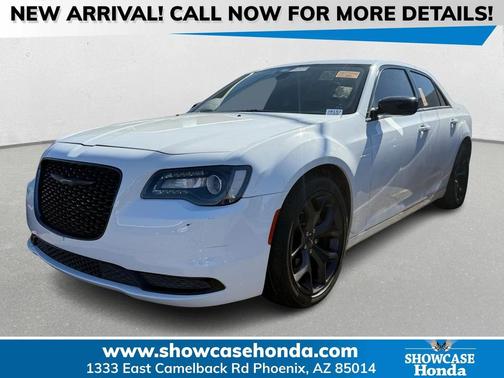 2023 Chrysler 300 Touring