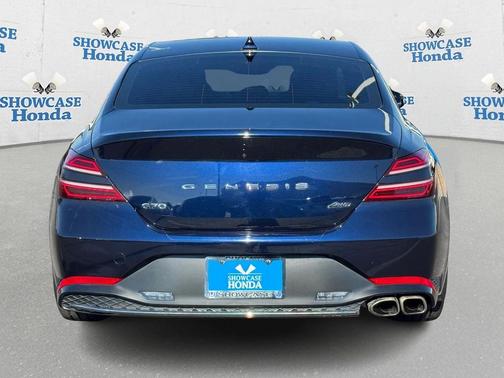 2023 Genesis G70 