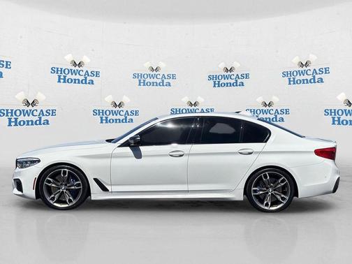 Alpine White 2019 BMW M550 i Xdrive
