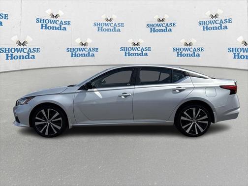 2022 Nissan Altima SR Intelligent AWD