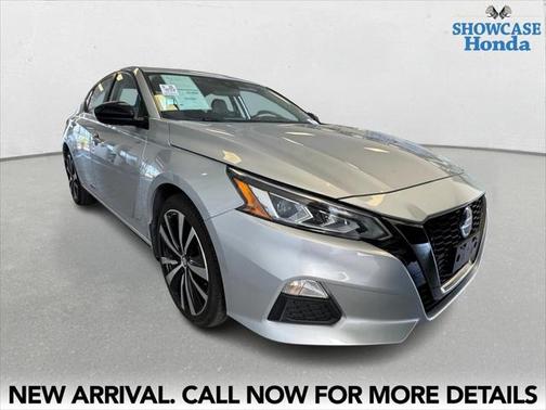 2022 Nissan Altima SR Intelligent AWD