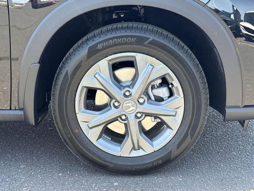 Crystal Black Pearl 2026 Honda HR-V LX