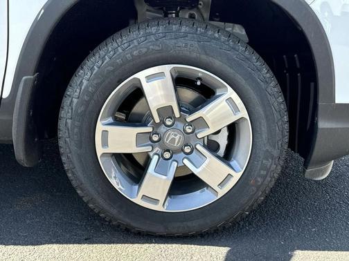 Platinum White Pearl 2026 Honda Ridgeline RTL