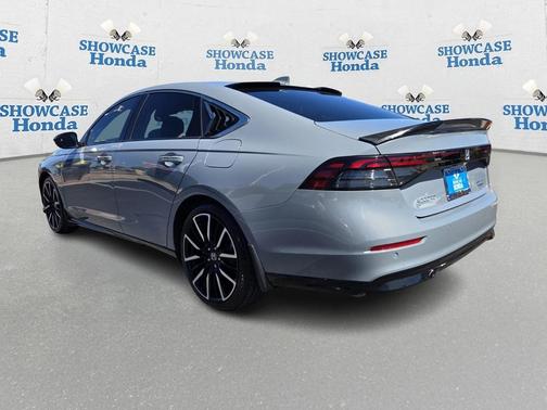 2023 Honda Accord Hybrid Touring