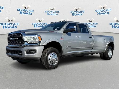 2019 RAM 3500 Limited Crew Cab 4x4 8' Box