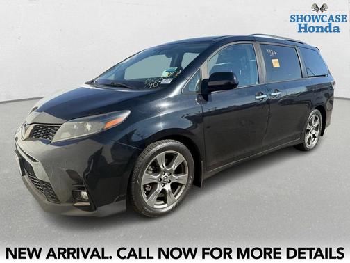 2020 Toyota Sienna SE