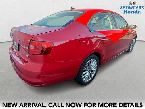 2015 Volkswagen Jetta Auto SE w/Connectivity/Navigation