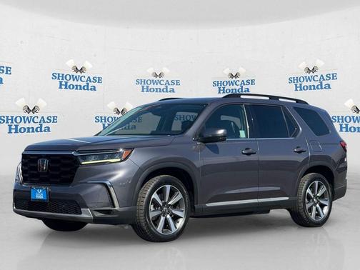 Modern Steel Metallic 2023 Honda Pilot AWD Elite