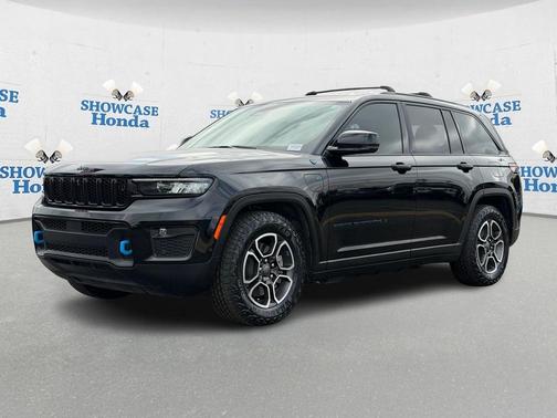 2022 Jeep Grand Cherokee 4xe Trailhawk